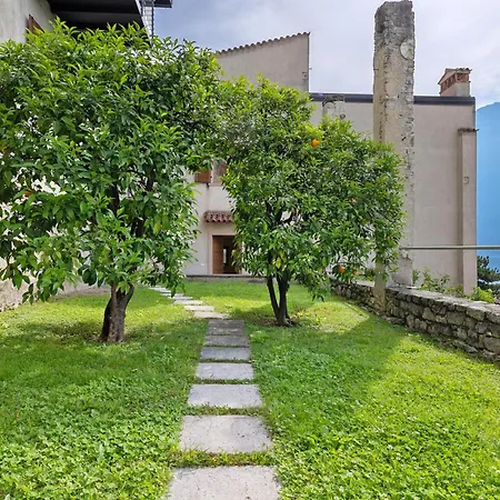Ca Dela Nua Front Semesterbostad Limone sul Garda