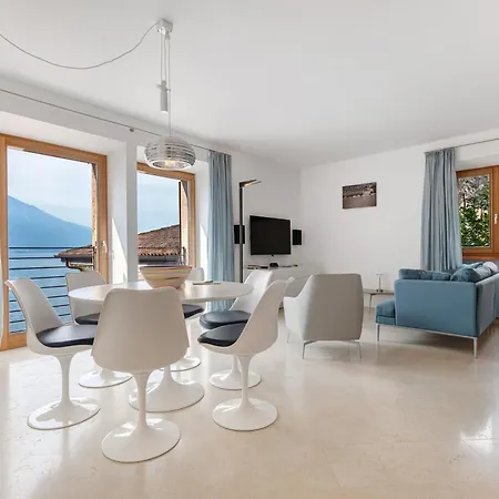 Ca Dela Nua Front Semesterbostad Limone sul Garda