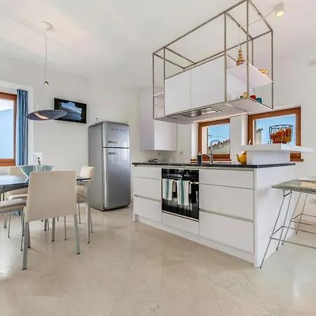 Semesterbostad Ca Dela Nua Front Limone sul Garda