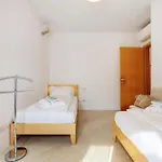 Ca Dela Nua Front