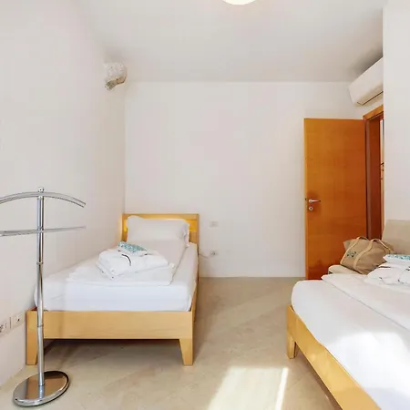 Ca Dela Nua Front * Limone sul Garda